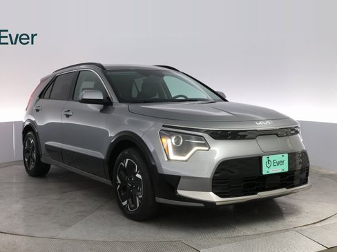 Used 2023 Kia Niro Wind image 4