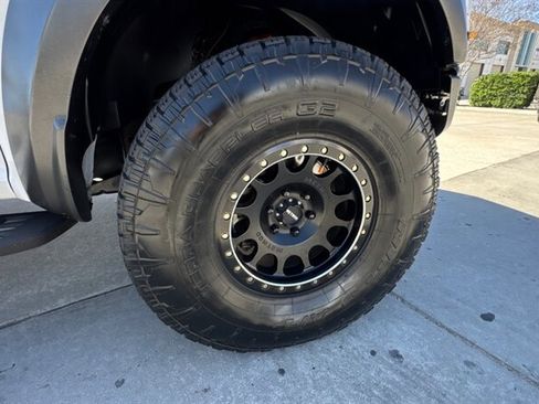 Used 2020 Ford F150 Raptor w/ Equipment Group 802A Luxury AWD/4WD image 32