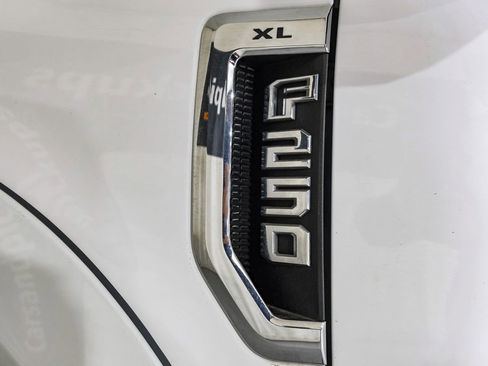 Used 2021 Ford F250 XL w/ Power Equipment Group image 34