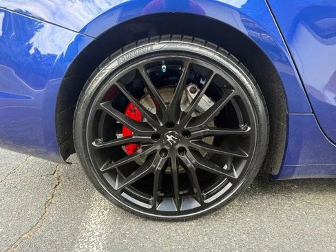 Used 2019 Maserati Ghibli S GranSport Q4 AWD/4WD image 41
