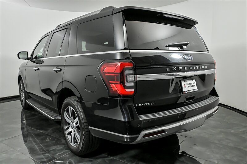 Used 2022 Ford Expedition Limited AWD/4WD image 7