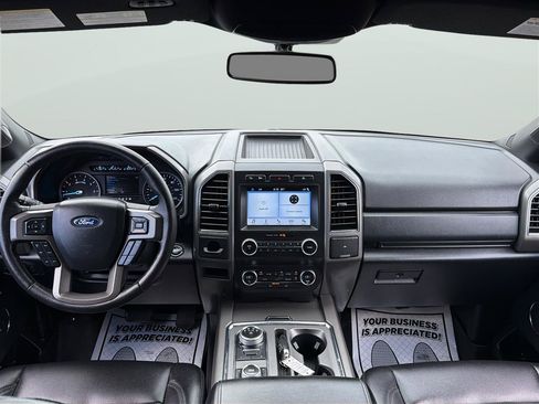 Used 2019 Ford Expedition XLT w/ Equipment Group 201A AWD/4WD image 19