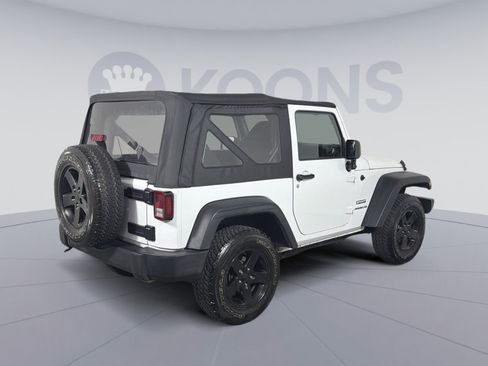 Used 2016 Jeep Wrangler Sport w/ Connectivity Group image 7