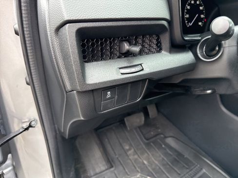 Used 2024 Honda CR-V Sport image 18