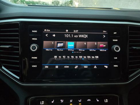 Used 2022 Volkswagen Atlas SE AWD/4WD image 23