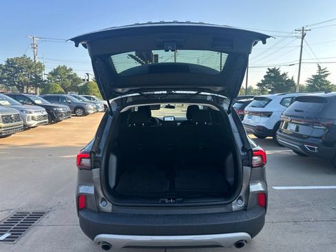 Used 2025 Ford Escape Active FWD image 23