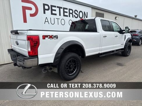 Used 2019 Ford F250 XLT w/ XLT Premium Package image 3