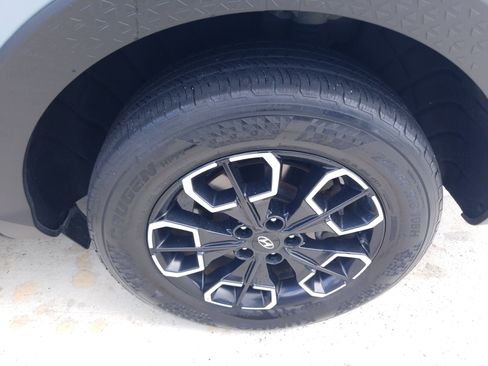 Used 2022 Hyundai Santa Cruz SEL Premium image 23