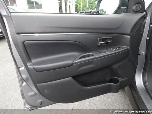 Used 2016 Mitsubishi Outlander Sport SEL AWD/4WD image 25