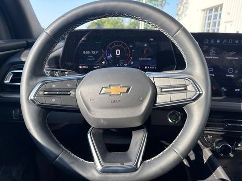 Used 2026 Chevrolet Traverse LT w/ Driver Confidence Package AWD/4WD image 14