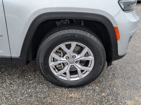 Used 2021 Jeep Grand Cherokee L Limited image 9