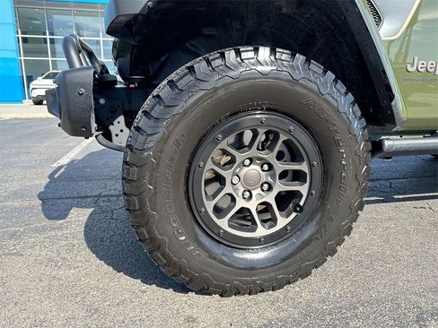 Used 2023 Jeep Wrangler Rubicon 392 image 10