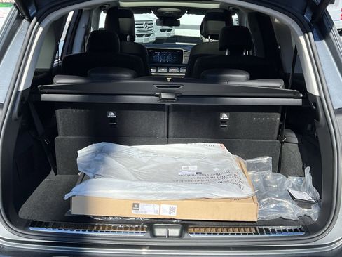 New 2026 Mercedes-Benz GLS 450 4MATIC image 25