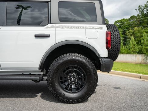 Used 2026 Ford Bronco Big Bend w/ Black Diamond Package AWD/4WD image 6