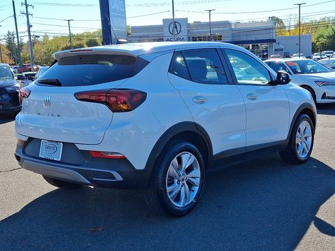 Used 2024 Buick Encore GX Preferred image 4