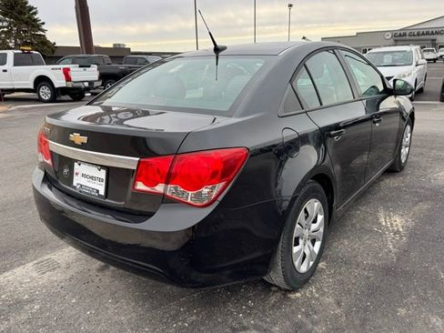 Used 2014 Chevrolet Cruze LS image 32