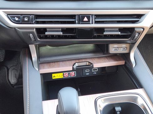 Certified 2025 Lexus RX 350 Premium Plus w/ Convenience Package image 17