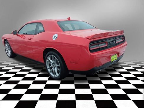 Used 2021 Dodge Challenger SXT w/ Plus Package image 10
