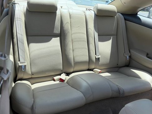 Used 2005 Toyota Solara SLE FWD image 32