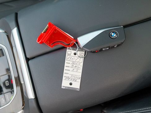 Used 2024 BMW X5 xDrive50e AWD/4WD image 64