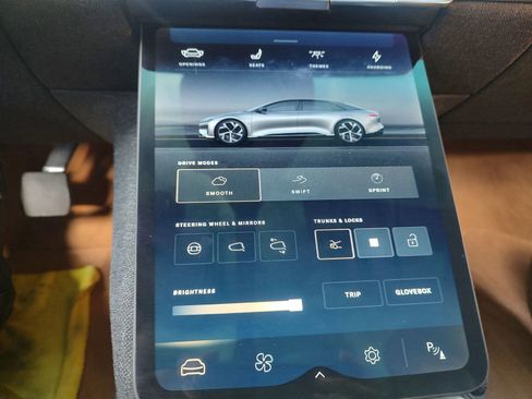 Used 2023 Lucid Air Touring image 23