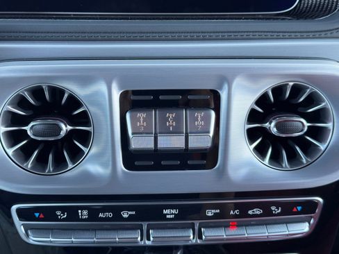 Used 2023 Mercedes-Benz G 63 AMG Squared image 40