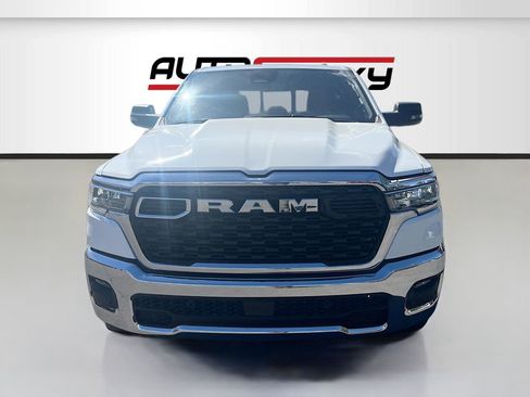 Used 2025 RAM 1500 Big Horn AWD/4WD image 2