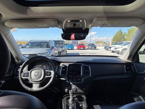 Used 2020 Volvo XC90 T5 Momentum w/ Protection Package Premier image 20