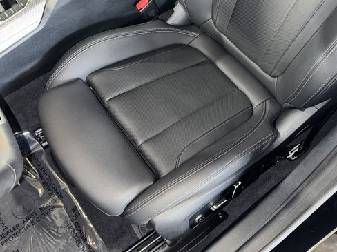 Certified 2025 BMW M440i image 34