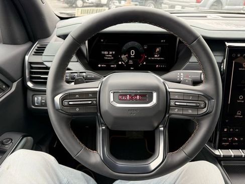 New 2026 GMC Acadia AT4 w/ Luxury Package AWD/4WD image 42