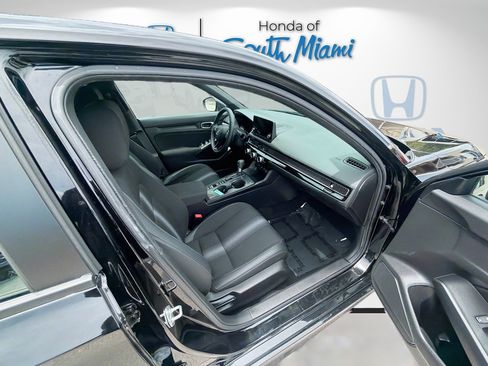 Certified 2025 Honda Civic Sport image 30