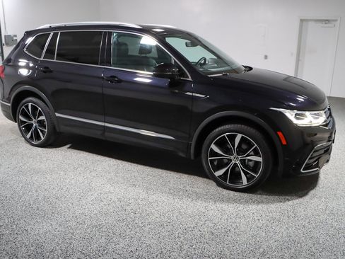 Used 2022 Volkswagen Tiguan SEL R-Line AWD/4WD image 6