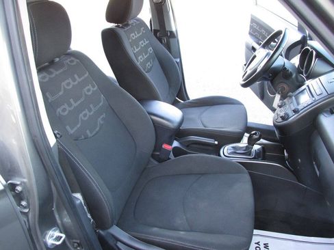 Used 2013 Kia Soul + w/ Audio Pkg FWD image 14