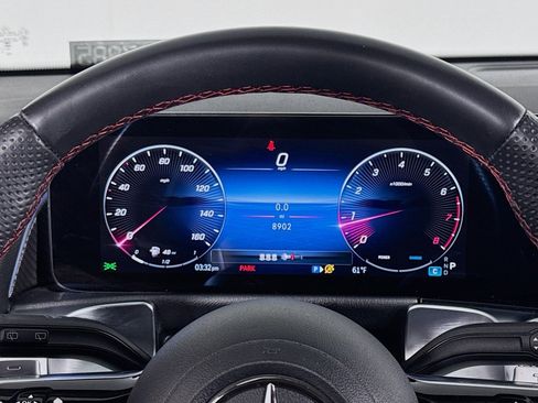 Certified 2024 Mercedes-Benz GLB 250 image 19