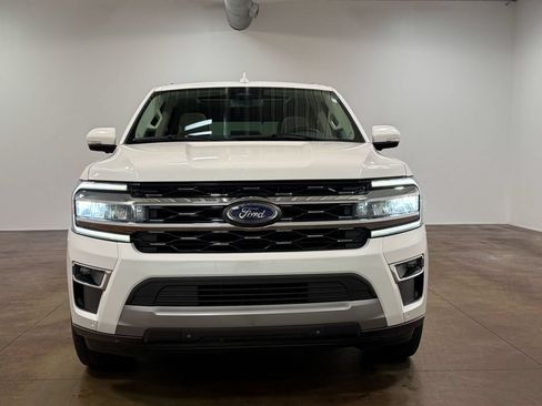 Used 2024 Ford Expedition Limited AWD/4WD image 29