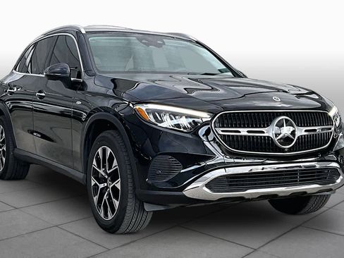 Certified 2025 Mercedes-Benz GLC 350e 4MATIC image 3