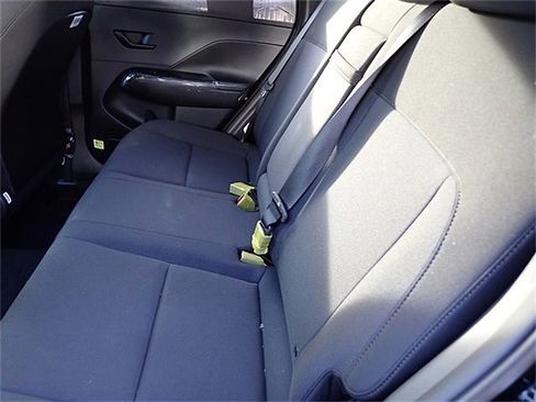 Used 2025 Hyundai Kona SEL image 12