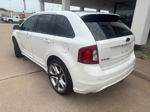 Used 2013 Ford Edge Sport w/ Driver Entry Pkg AWD/4WD image 11