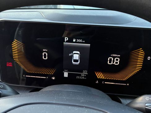 Used 2025 Kia K4 LXS image 3