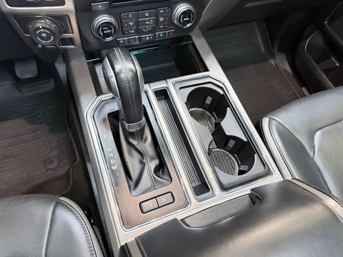 Used 2018 Ford F150 Platinum w/ Equipment Group 701A Luxury AWD/4WD image 25