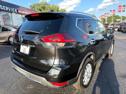 Used 2020 Nissan Rogue SV image 8