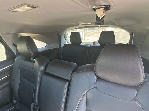 Used 2018 Acura MDX FWD image 10