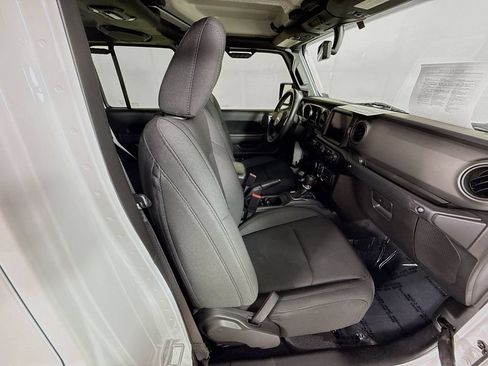 Used 2022 Jeep Gladiator Sport AWD/4WD image 33