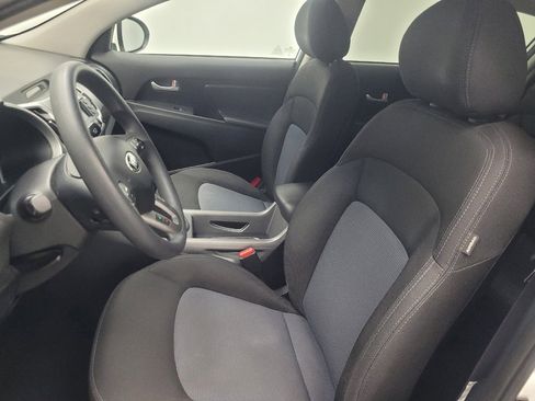 Used 2016 Kia Sportage LX image 17