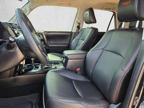 Used 2019 Toyota 4Runner TRD Off-Road Premium AWD/4WD image 16
