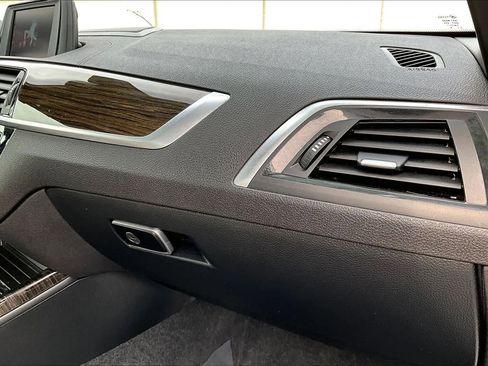 Used 2018 BMW 230i Convertible image 18