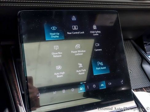 New 2026 Cadillac Escalade Luxury image 19