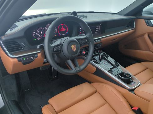 Certified 2026 Porsche 911 Targa 4S AWD/4WD image 4