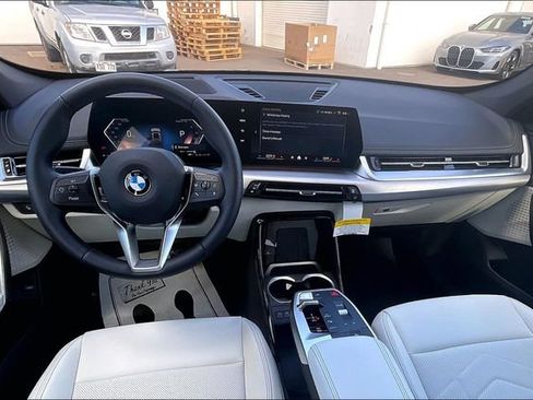 New 2026 BMW X1 xDrive28i w/ Technology Package AWD/4WD image 5