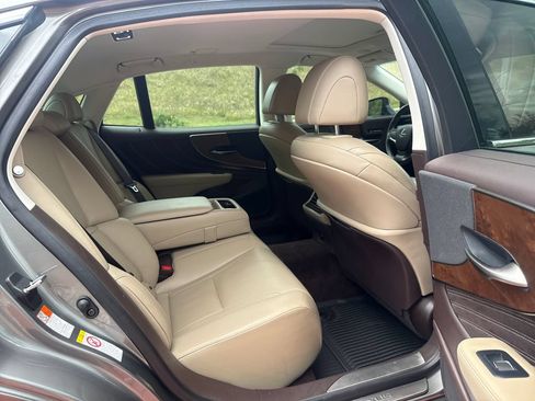 Used 2018 Lexus LS 500 AWD image 24